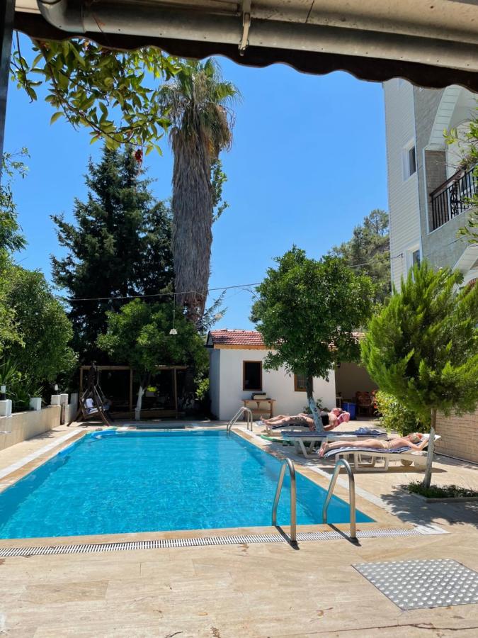 Felicity Hotel & Bungalows 3*