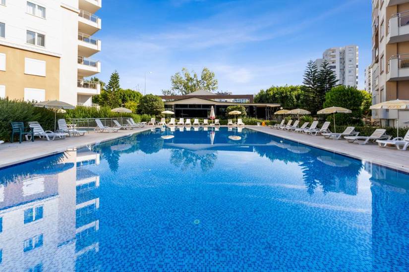 River Park Residence Lara АРТ